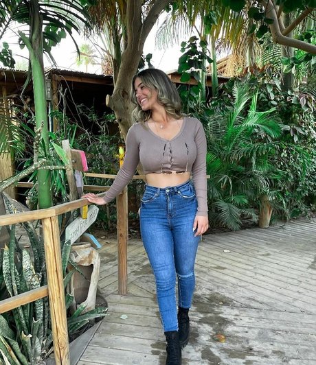 Eden Nimni erotische kunst foto