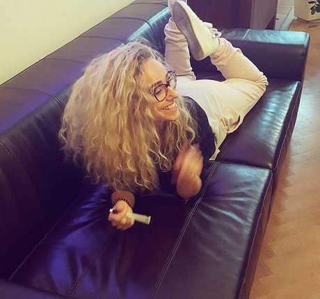 Zimra Geurts exklusive erwachsene foto