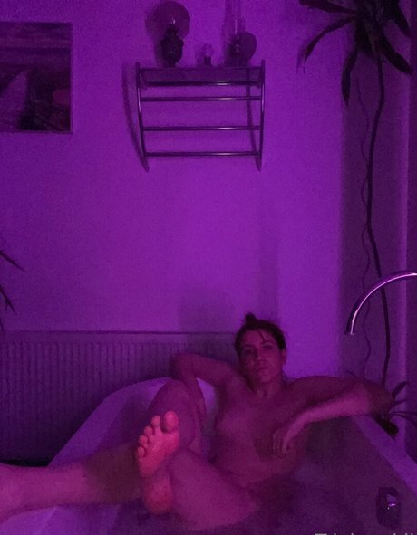 zierliche mädchen nur fans nacktheit heiße foto