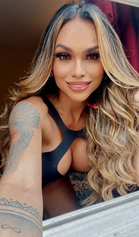 Nauana Lima porno erwachsene fotos