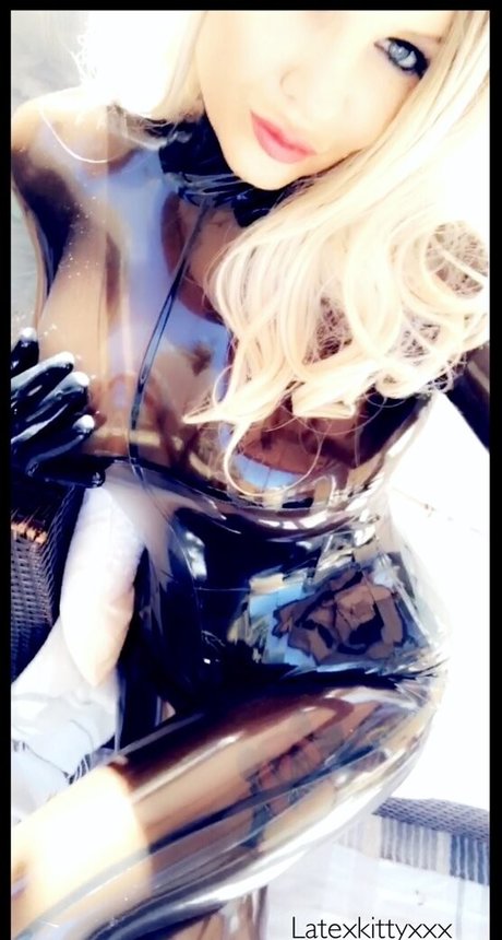 latexkittyxxx perfekte pornografische foto