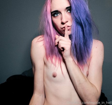 malice in hell model schöne galerien