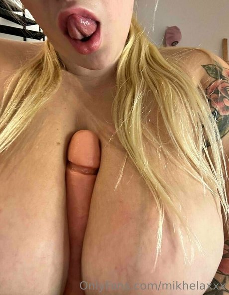 mikhelaxxx erwachsene porno foto