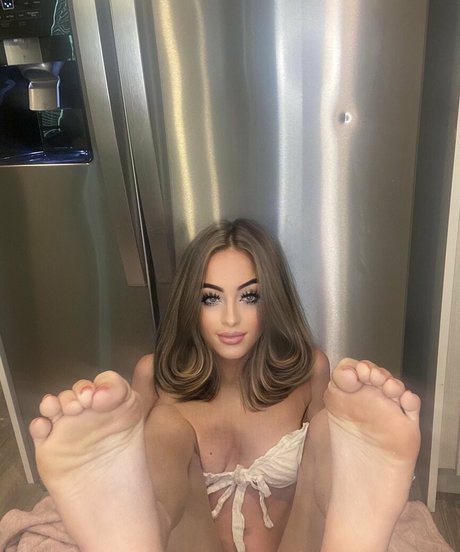 lilgirlbrookee hd pornostar foto