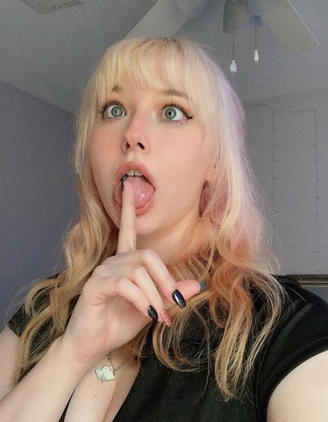 bikini-teen-onlyfans exklusive freie foto