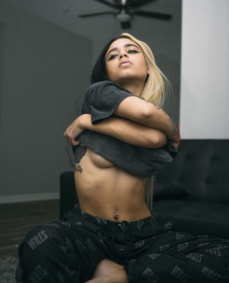 Lil Keyu exklusive schöne bilder