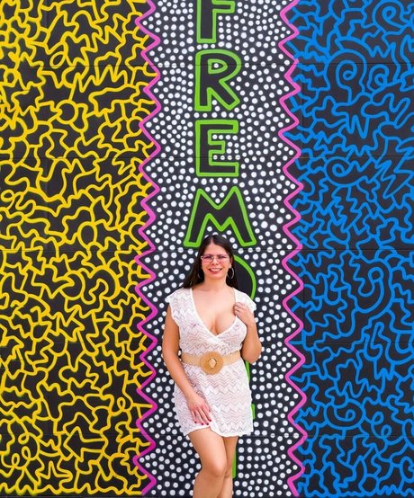 Eimeo nacktheit kunst galerie