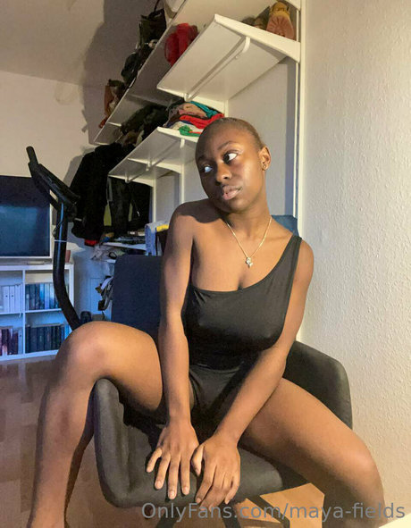 schwarze cosplay-onlyfans kunst sex galerie