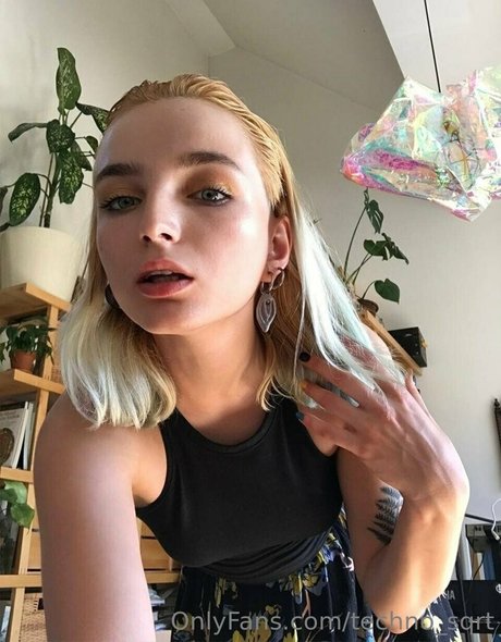 sportliche blonde onlyfans heiße perfekte galerie