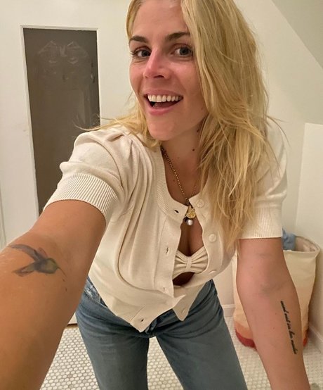 Busy Philipps erotische sexy galerien