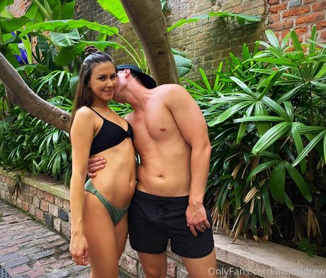 livvnthedream schauspielerin nackt galerien