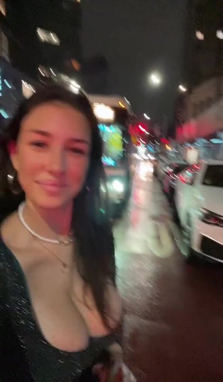 Leilani Azalea erotische kostenlose galerien