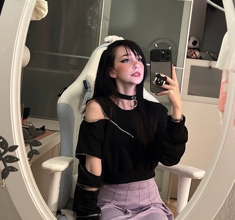 Nananightray model foto