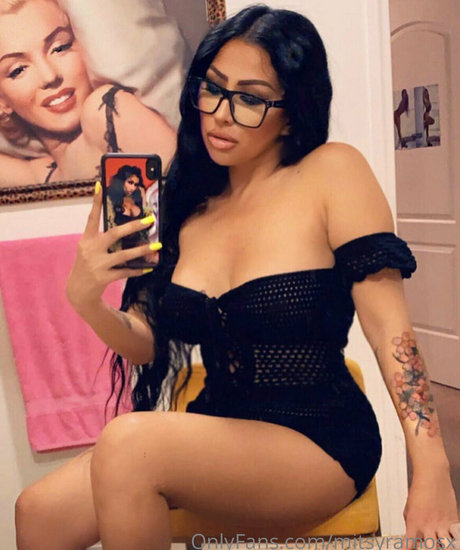 milf brille onlyfans kostenlose heiße archiv