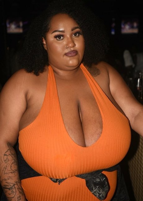 Anyai The Saiyan model freie bilder