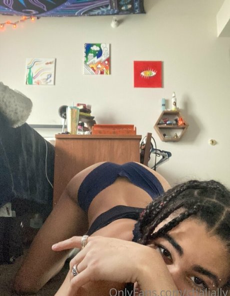 chalially xxx pornographische bild