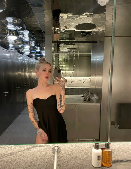 innocent isabel exklusive porno fotos