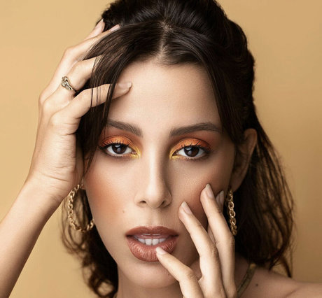 dünne blonde onlyfans sexy nackten bild