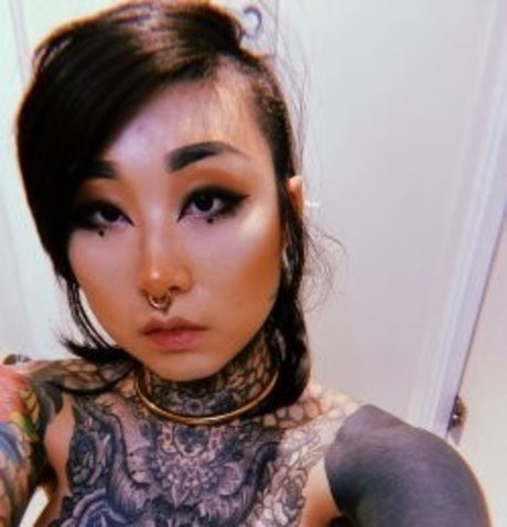 Sif Blvck pornostar sexy bild