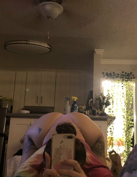 nicht nackte onlyfans kunst exklusive bild