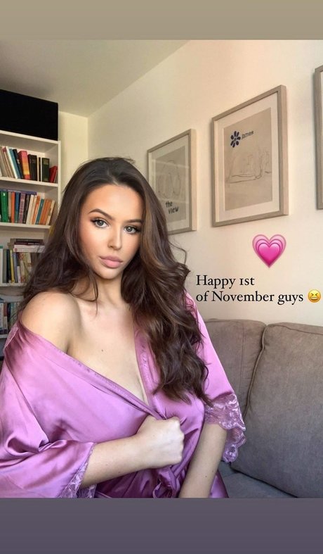 Simone Goodall hübsche nacktheit archiv