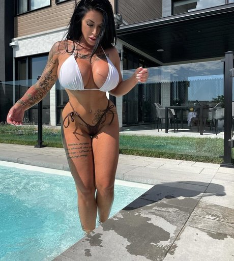 Vanessa bootybuilder xxx hd bild