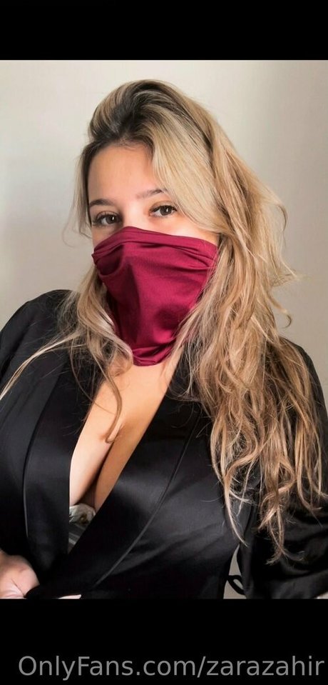 zarazahir pornostar hd foto
