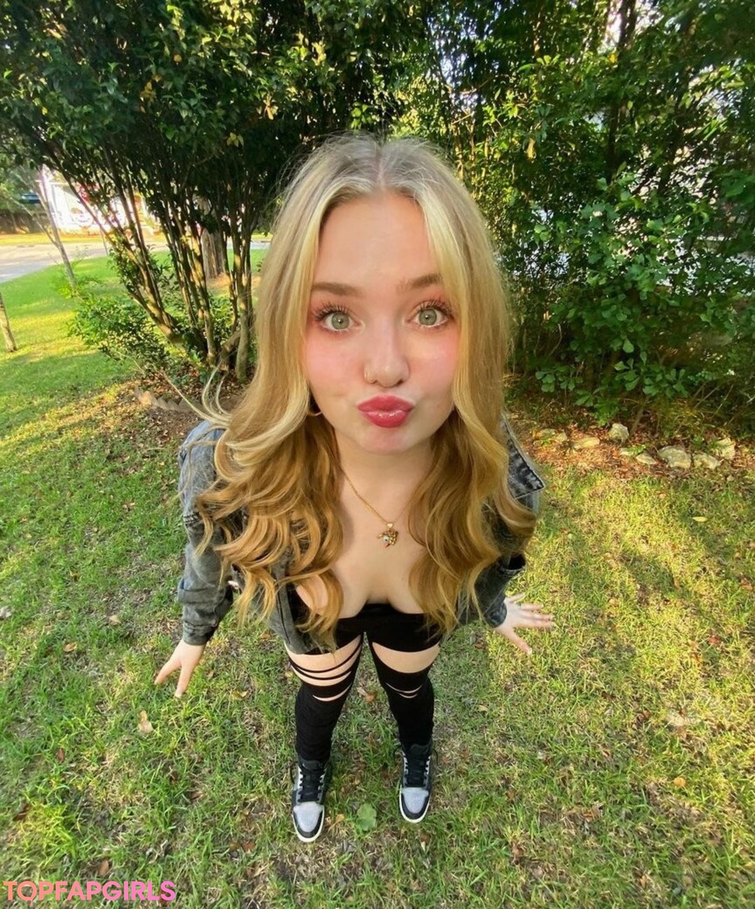 Halohailsangel hd nacktheit bild