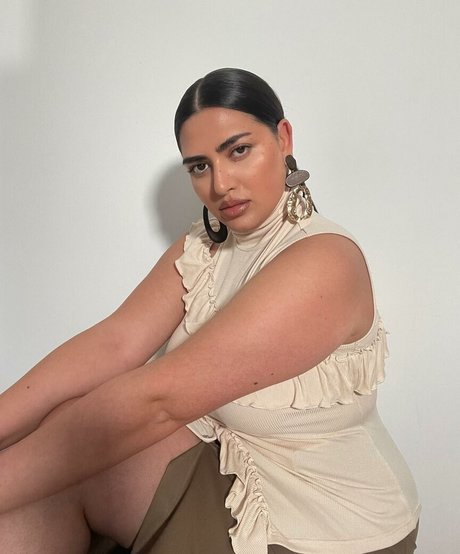 Irena Drezi nackt porno foto