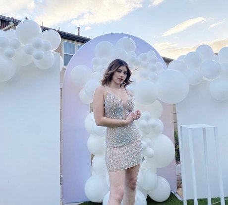 Laurimfgarciaa exklusive galerie