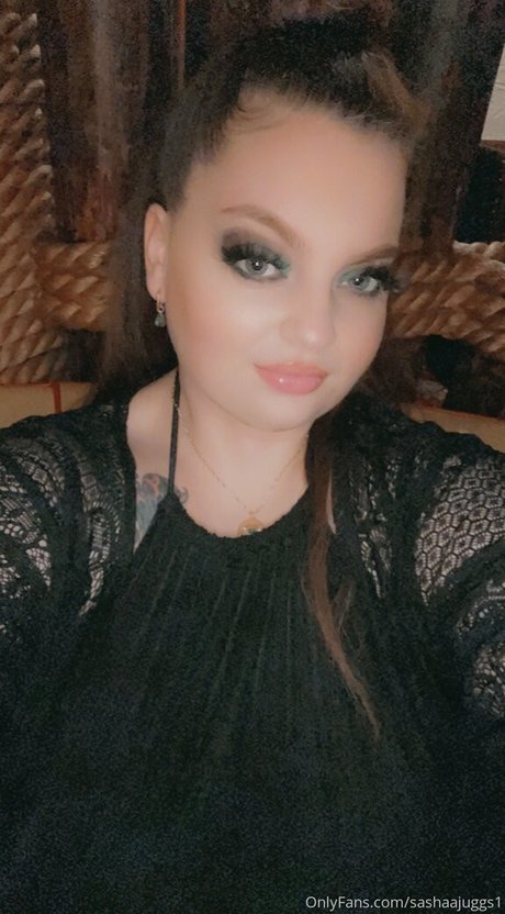 sashaajuggs1 sex bilder