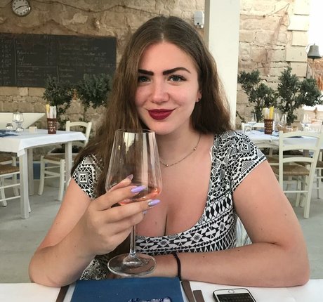 Sasha Shtern nacktheit xxx bild