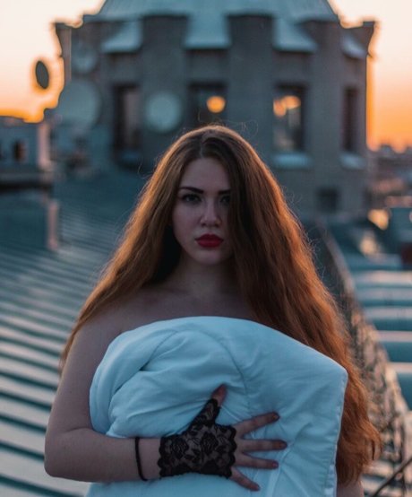 Sasha Shtern nackt sexy fotos