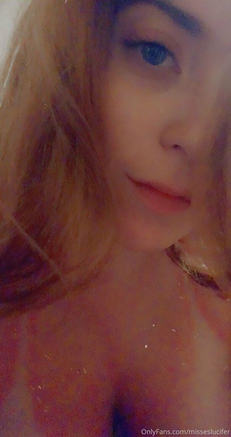 lucigonewild erotische pornografische bild