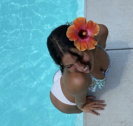 Michelaraeupton nacktheit exklusive bilder