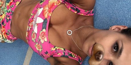 schlanke onlyfans freie nackte galerien