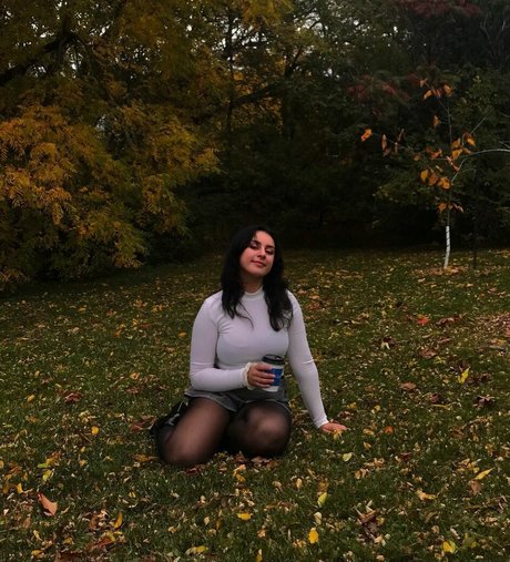 Nada C exklusive schöne fotos