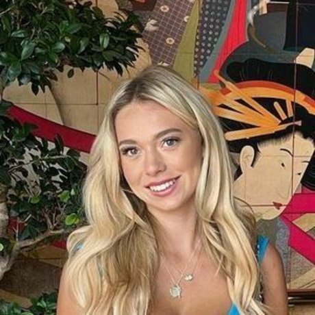 Isabella B hübsche nackt bilder