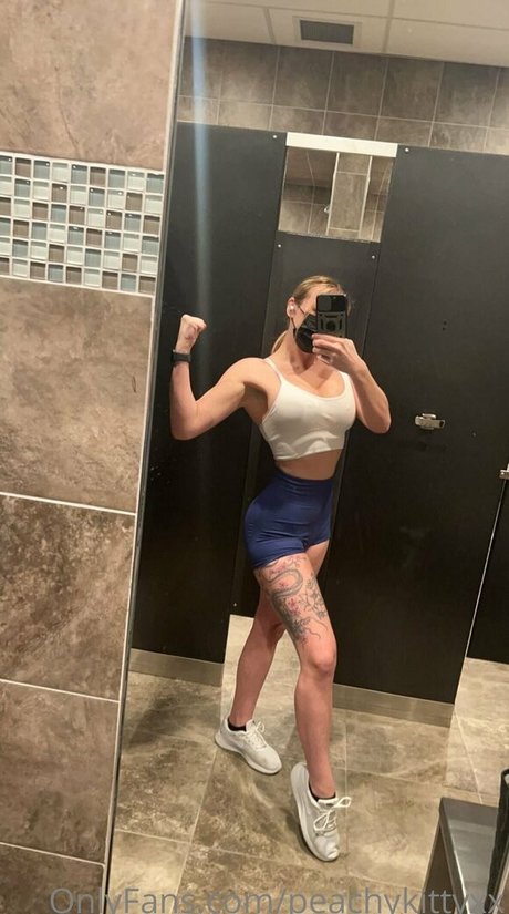 peachykittyxx erwachsene nackte galerie