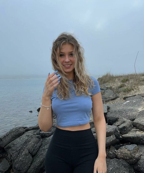 Jess Geng erotische schöne bilder