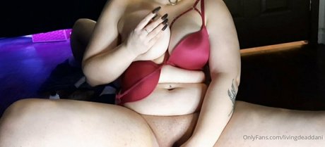 livingdeaddani nackt sex foto