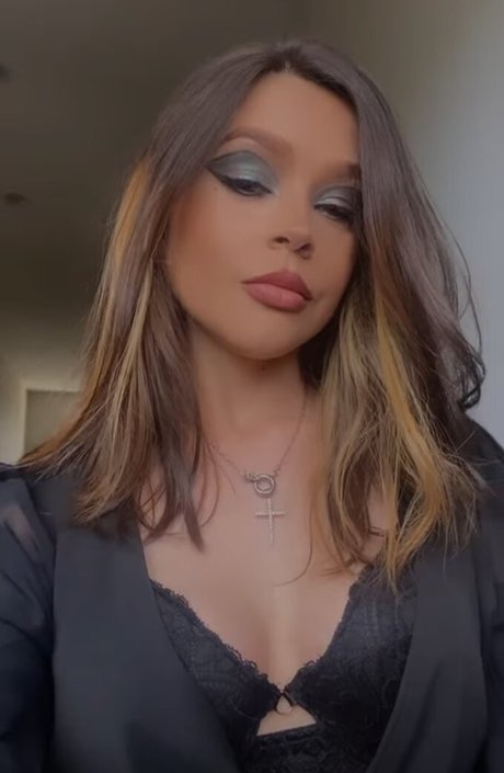 Thiessa Thiessita hübsche heiße bilder