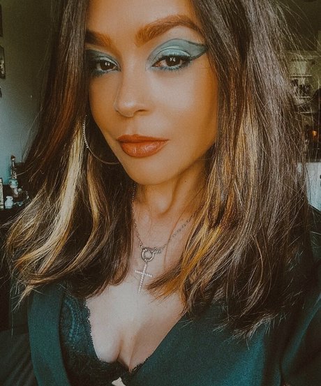 Thiessa Thiessita erwachsene sexy galerie