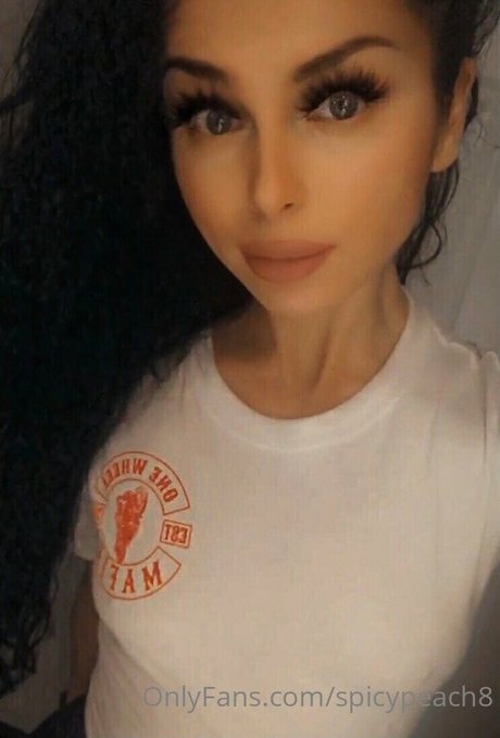 spicypeach8 erotische nackten galerien