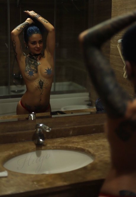 Yagmur Simsek nacktheit foto