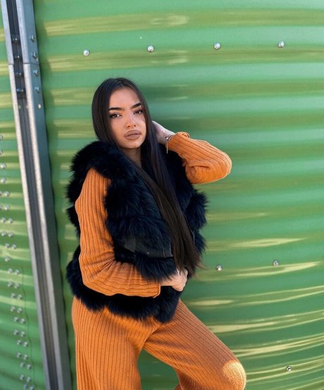 fingern spritzen onlyfans beste akt bild