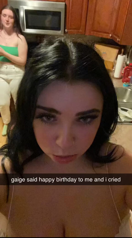 Kenzie A erotische xxx foto