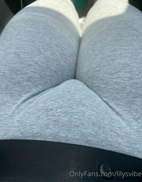 lilysvibe exklusive porno archiv