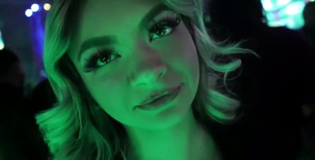 teen onlyfans top akt bilder