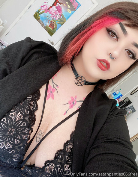 satanpanties666free heiße nacktheit foto